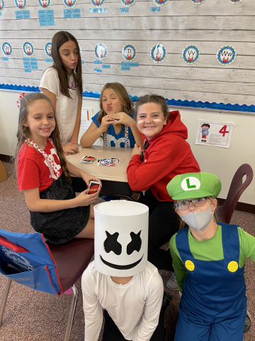 Fifth grade students in costumes.
