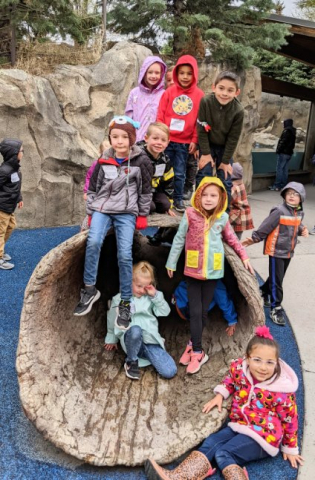 Kindergarteners at the zoo.