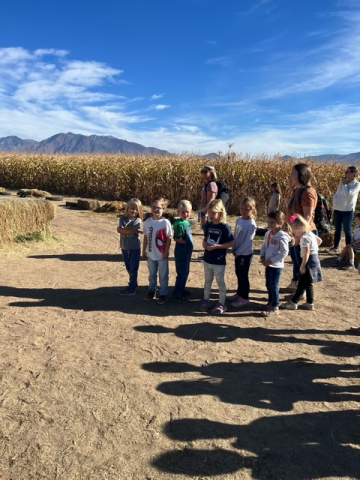 Kindergarteners on the field trip.