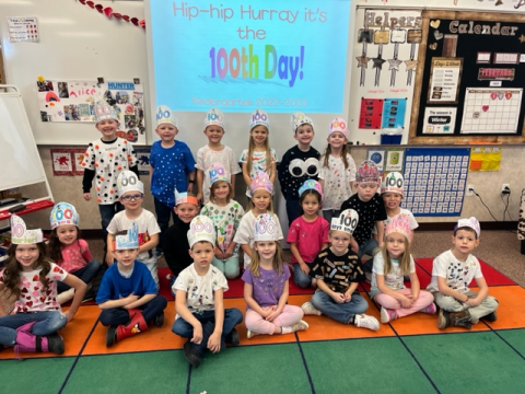 Kindergarten class on 100 day.